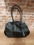 Дамска чанта черна от естествена кожа, снимка 1