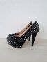 Дамски черни обувки с камъни, снимка 1 - Дамски обувки на ток - 45666074