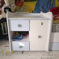 Детско легло с бюро скрин и голям гардероб , снимка 3 - Мебели за детската стая - 45596814
