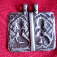 Старинен хиндуистки амулет., снимка 2 - Колиета, медальони, синджири - 45732492