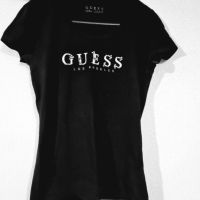 GUESS Тениска в Черно, снимка 3 - Тениски - 45082414
