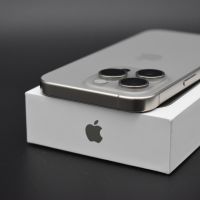 iPhone 15 Pro Natural Titanium 128 Gb 11 Месеца Гаранция, снимка 10 - Apple iPhone - 45224916