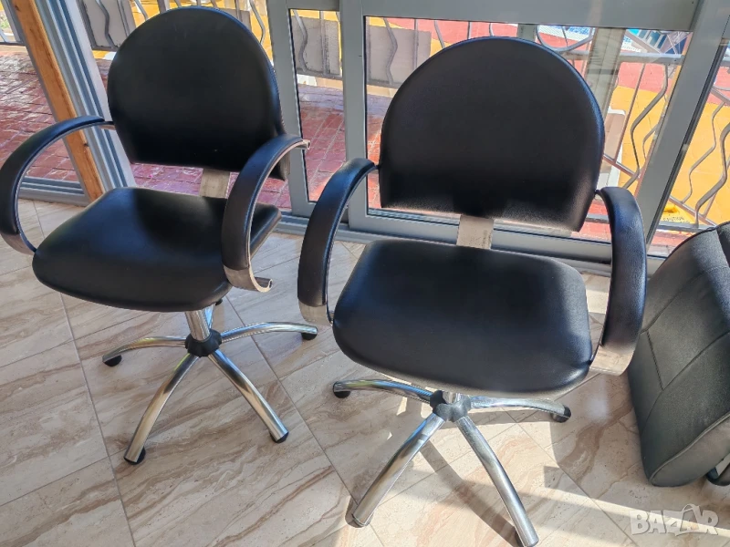 Фризьорски стол / 2 стола, снимка 1