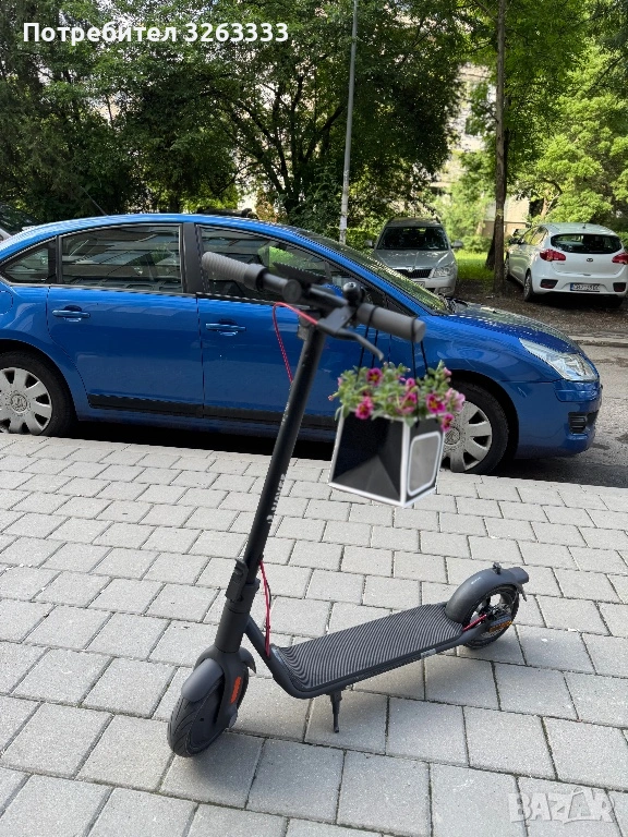 Електрическа тротинетка/скутер Navee v50 + Чанта и катинар, снимка 1