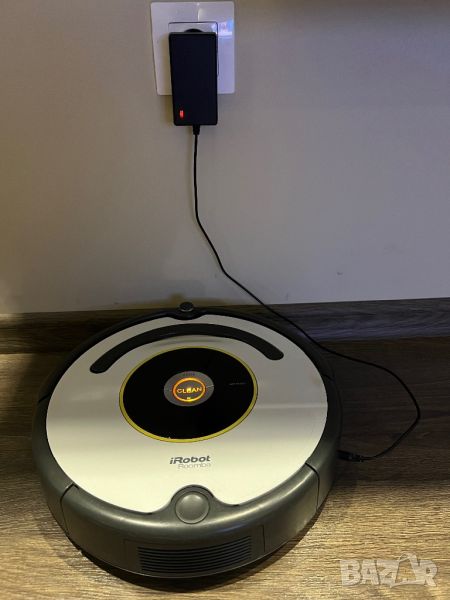 iRobot Roomba 620 Прахосмукачка робот, снимка 1
