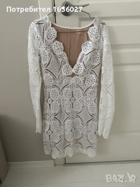 Бяла рокля , снимка 1