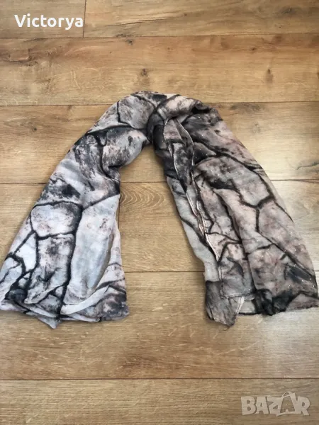 Шал, снимка 1