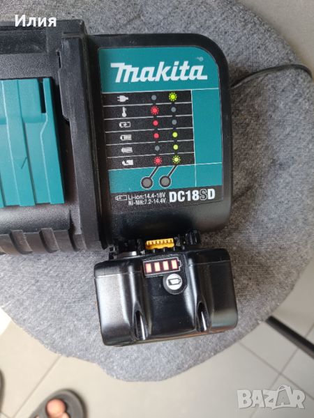 Зарядно с батерия LXT Makita, снимка 1