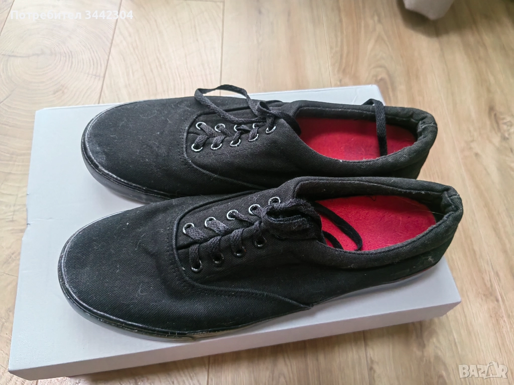 Черни гуменки, снимка 1