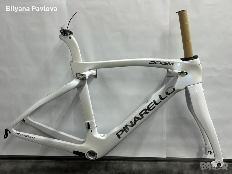 Рамка Pinarello Dogma F RIM Crystal White B632 46.5 cm, снимка 1