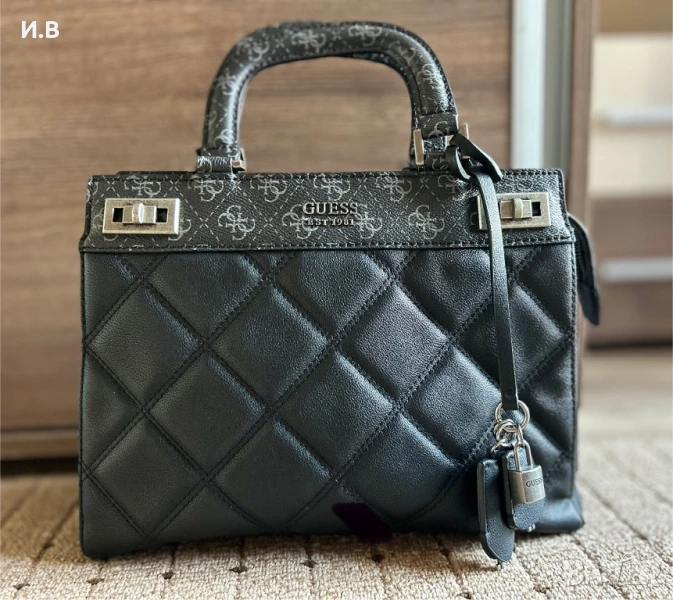 Оригинална чанта GUESS, снимка 1