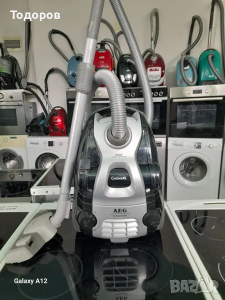 Прахосмукачка с контейнер AEG Electrolux DINGO ACX 6203, 2000 W, снимка 1