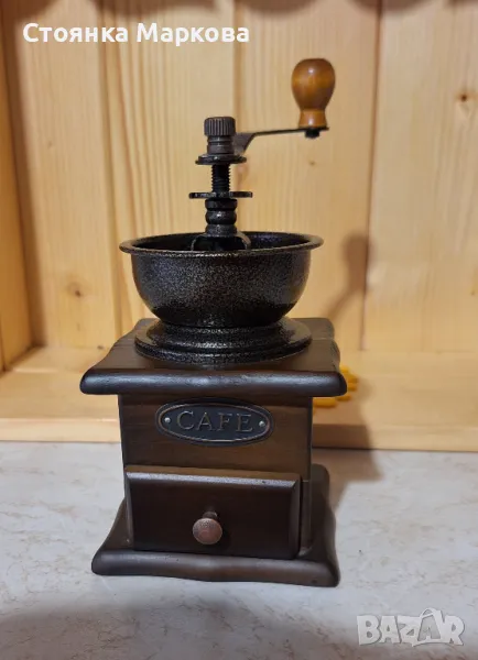 Нова ръчна мелничка за кафе, снимка 1