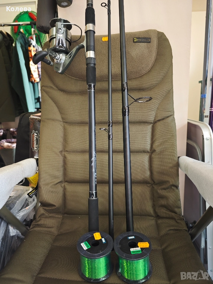 Топ сет на Топ цена/ 3 бр макари, 3 броя въдици и корда 2000 М/, снимка 1