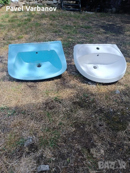 Два броя керамични мивки за баня, снимка 1