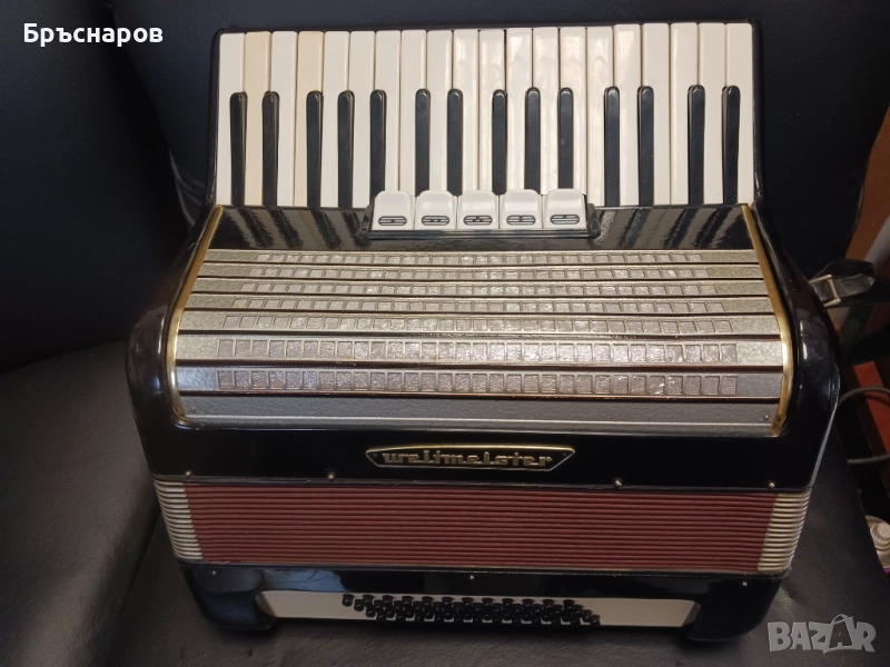 Акордеон Weltmeister 48 баса, снимка 1