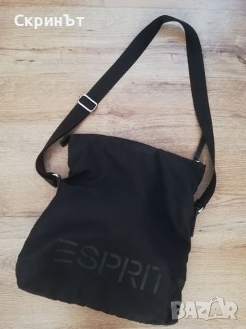 Esprit, чанта с дълга дръжка. , снимка 1 - Чанти - 45749415