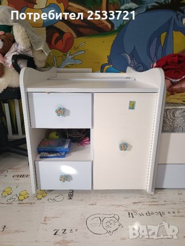 Детско легло с бюро скрин и голям гардероб , снимка 3 - Мебели за детската стая - 45596814