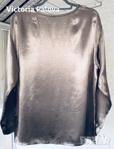 Луксозна блуза LE COMTE satin - елегантен Metallic шик, снимка 2 - Блузи с дълъг ръкав и пуловери - 52430303