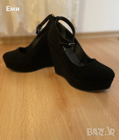 Дамски обувки на платформа, снимка 2 - Дамски обувки на ток - 45038986