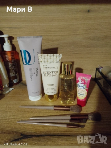 лот козметика 5 евро, снимка 6 - Козметика за лице - 53686553