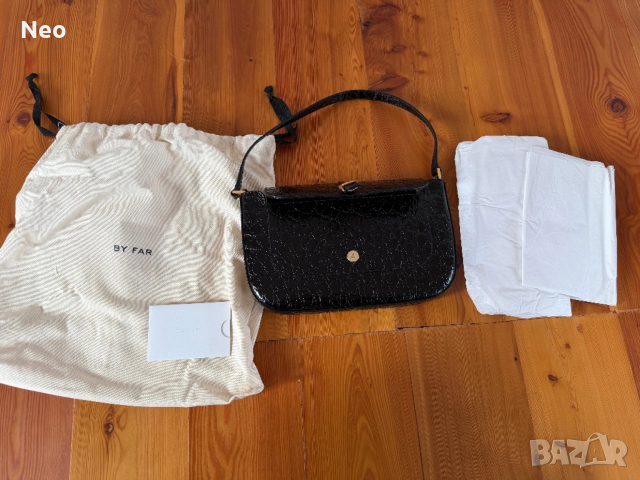 Оригинална дамска чанта By Far