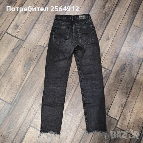 продавам дамски дънки на Pull&Bear, снимка 4 - Дънки - 47175262