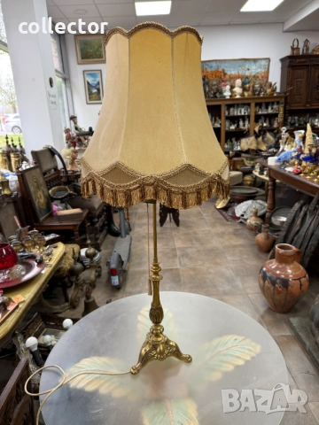 Класическа бронзова винтидж лампа. №8131