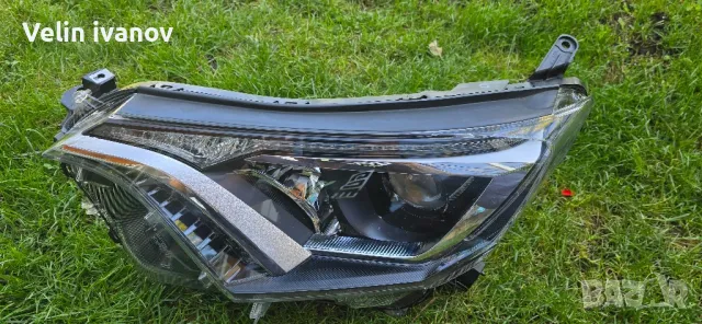 ляв фар за тойота рав 4, снимка 2 - Части - 50139397