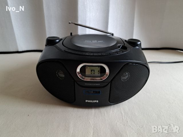 Philips AZ 385 /FM radio/ CD/ MP3/ USB/ AUX., снимка 1 - Радиокасетофони, транзистори - 46687620