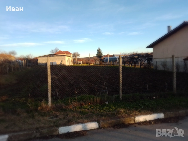 Продава се празно дворно място в гр. Лозница, снимка 3 - Парцели - 52956896
