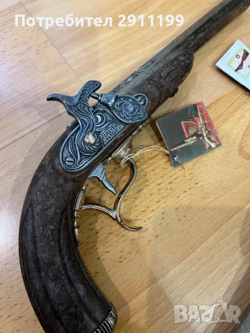 Реплика на кремъклия, комплект от два, снимка 2 - Антикварни и старинни предмети - 53814124