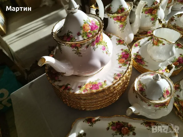 Royal Albert - Royal Doltan , Coalport  , Royal Worcester NEO , Churchill , Royal Winton !, снимка 17 - Други ценни предмети - 47093122