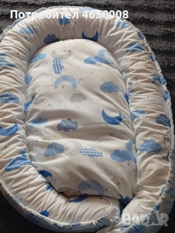 има и възглавница 