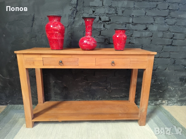 Конзолна маса