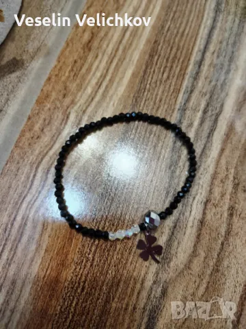 Дамски гривни с кристали!!!, снимка 6 - Гривни - 49923141