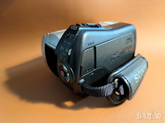 Видеокамера Sony DCR-SR35E, снимка 2 - Камери - 46384892