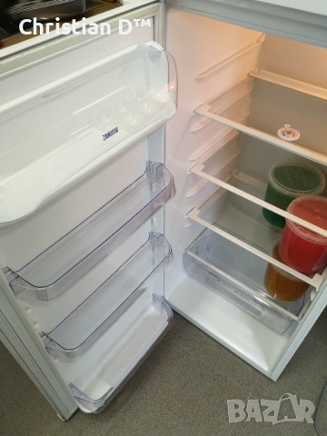 Хладилник Zanussi, снимка 7 - Хладилници - 51874777