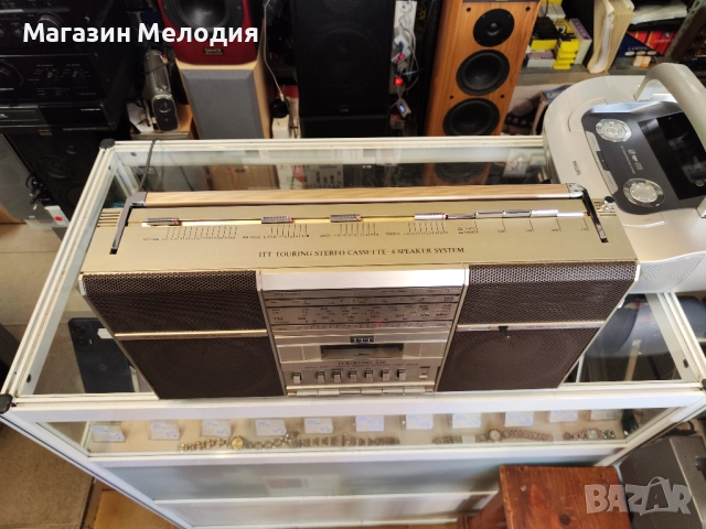 Радиокасетофон ITT Touring 220 В отлично техническо и визуално състояние., снимка 11 - Радиокасетофони, транзистори - 48943530