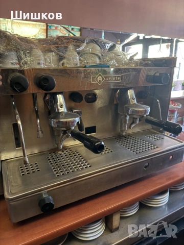 Продавам кафе машина +кафемелачка професионални, снимка 4 - Кафемашини - 53763242