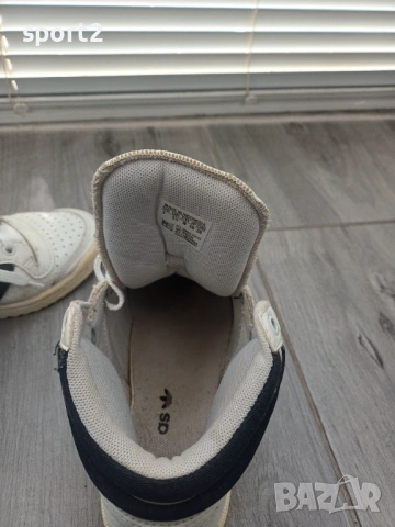 Оригинални маратонки Адидас номер 36, снимка 4 - Детски маратонки - 53950500