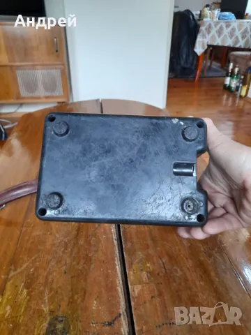 Стар мегаомметър М1101М, снимка 6 - Антикварни и старинни предмети - 49743452