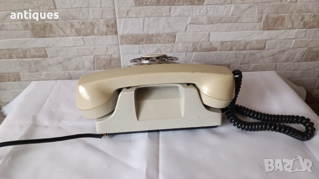 Стар български телефон със слушалка - РЕСПРОМ - ТА-4100 - 1979 година, снимка 4 - Антикварни и старинни предмети - 53083300