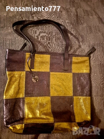 Продавам маркови чанти и панталон-нов, снимка 5 - Чанти - 53760695