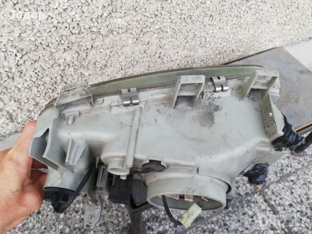 Десен фар за Нисан Микра к11, снимка 4 - Части - 52889751