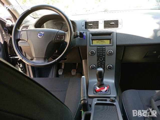 **Volvo V50 1.6 hdi 109кс 12.2009г Реални километри Внос Италия Топ Състояние ***, снимка 6 - Автомобили и джипове - 46771292