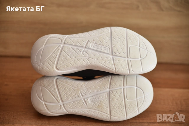 HOKA Оригинални 40 номер, снимка 7 - Маратонки - 53793373