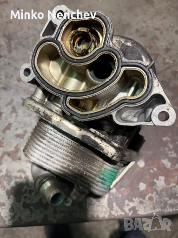 Маслен охладил BMW e90, снимка 3 - Части - 52412188