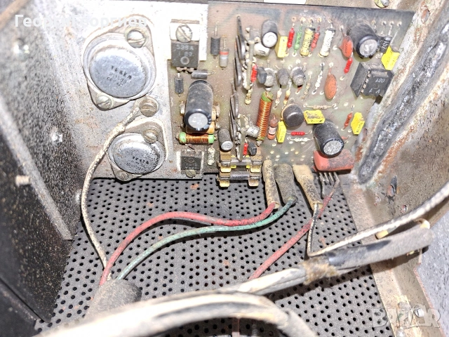 Усилвател , снимка 9 - Ресийвъри, усилватели, смесителни пултове - 53773881