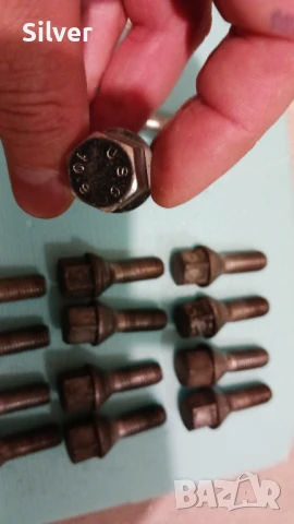 Болт за джанта РЕНО, снимка 2 - Части - 50862503